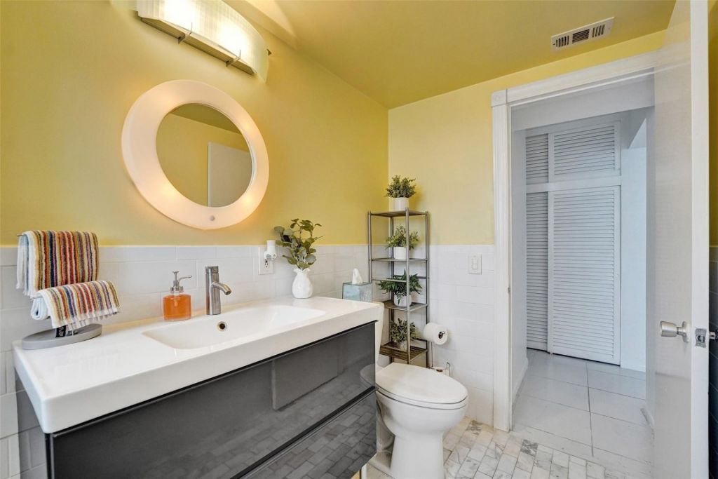 1900 S Ocean Drive, Unit 301, Fort Lauderdale, FL 33316 Photo