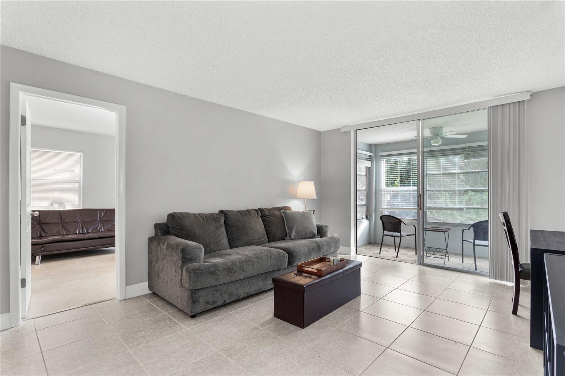 9700 Sunrise Lakes Boulevard, Unit 101, Sunrise, FL 33322 Photo