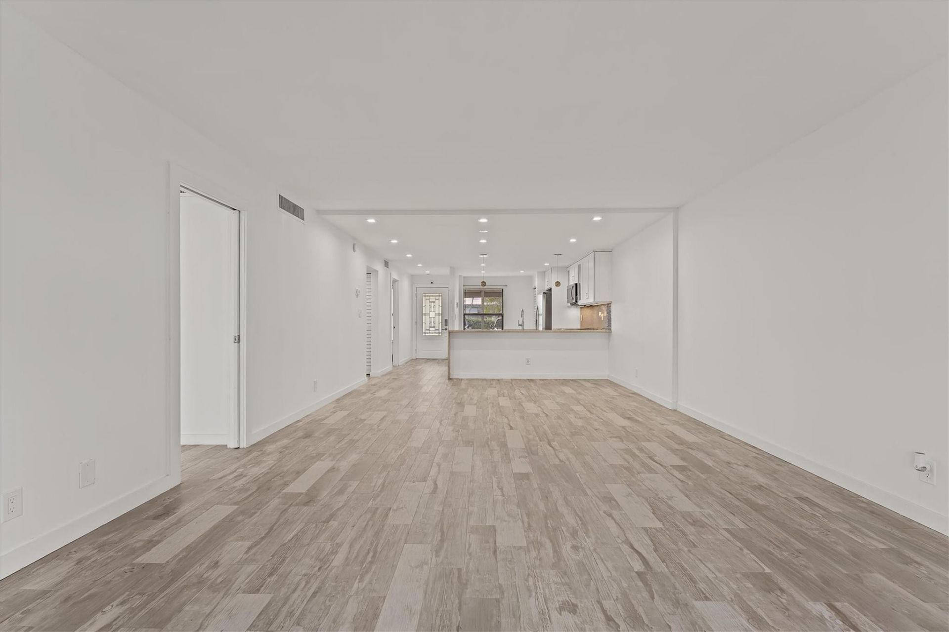 1629 Riverview Road, Unit 120, Deerfield Beach, FL 33441 Photo