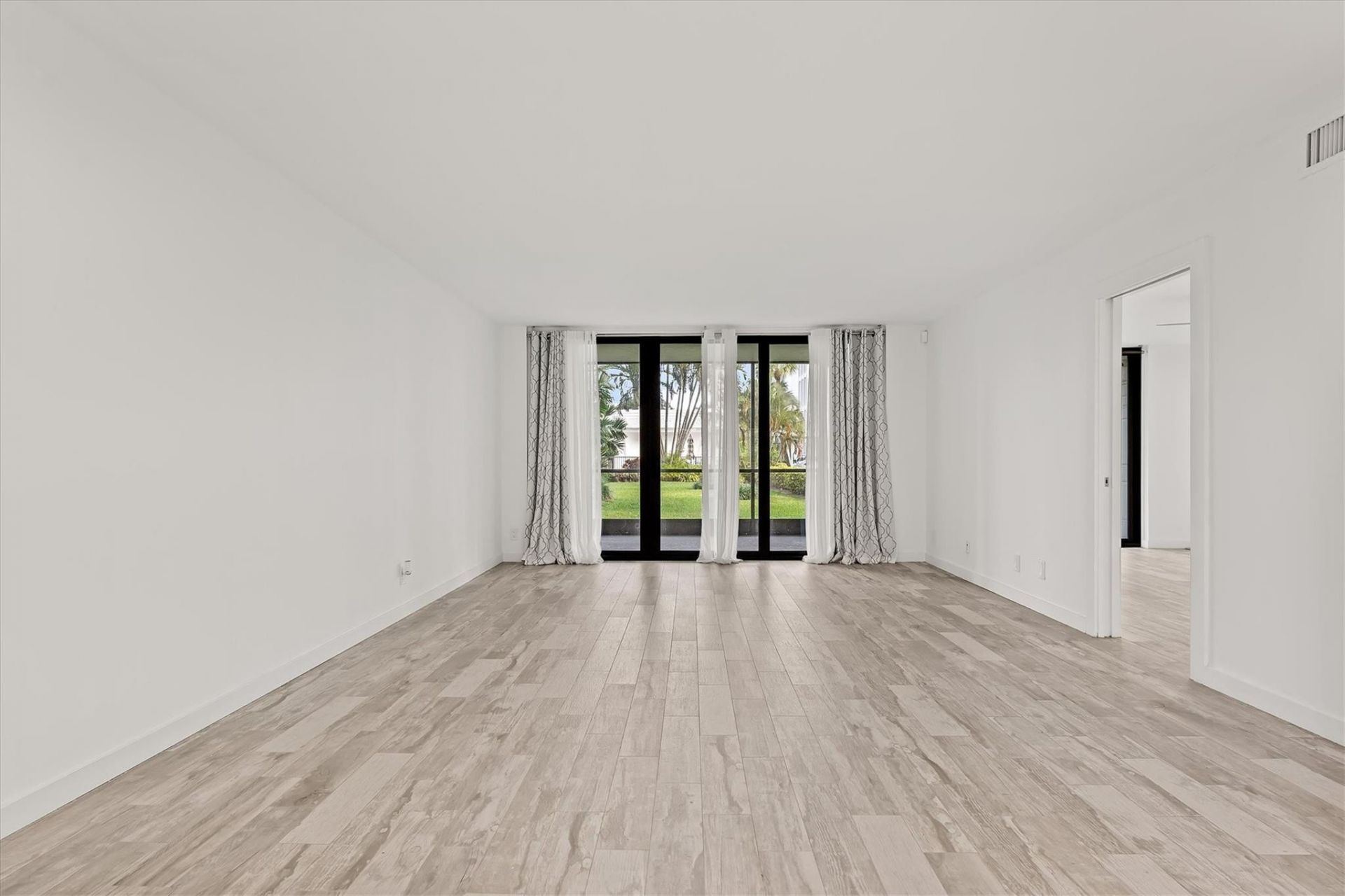 1629 Riverview Road, Unit 120, Deerfield Beach, FL 33441 Photo