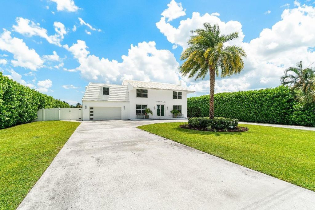 7150 W Lake Drive, Lake Clarke Shores, FL 33406 Photo