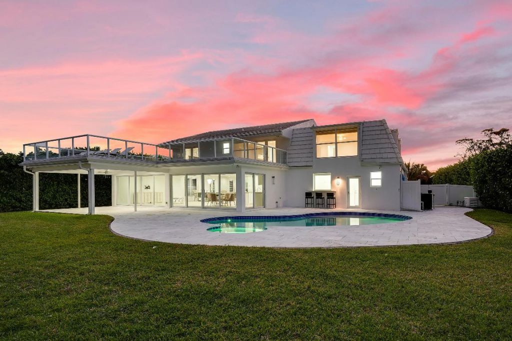 7150 W Lake Drive, Lake Clarke Shores, FL 33406 Photo