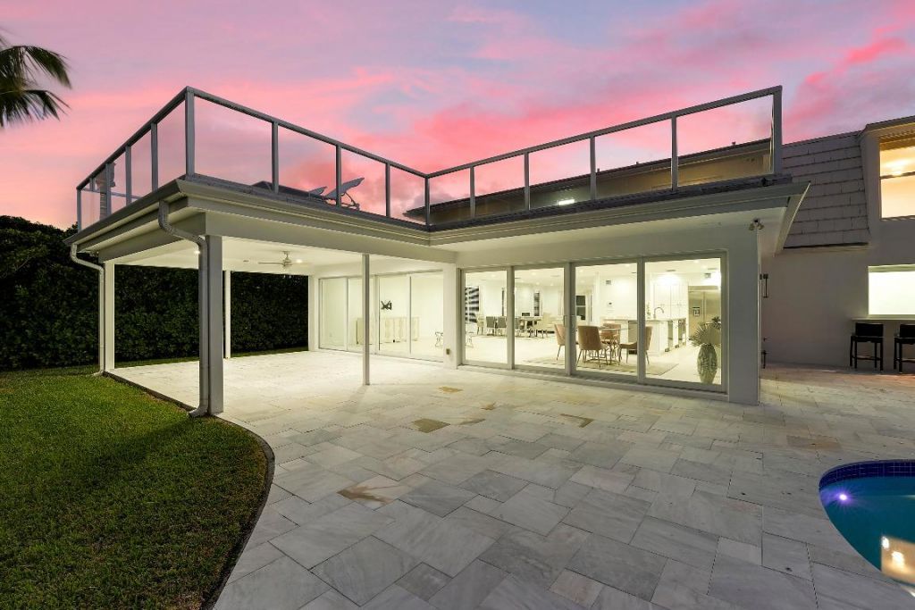 7150 W Lake Drive, Lake Clarke Shores, FL 33406 Photo