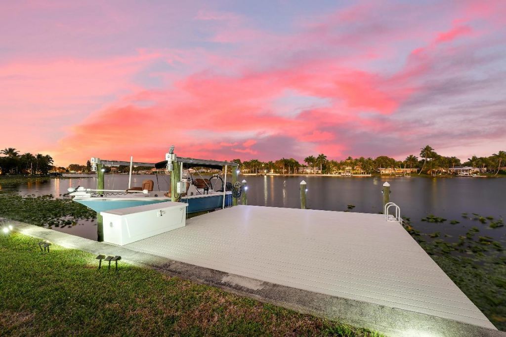 7150 W Lake Drive, Lake Clarke Shores, FL 33406 Photo