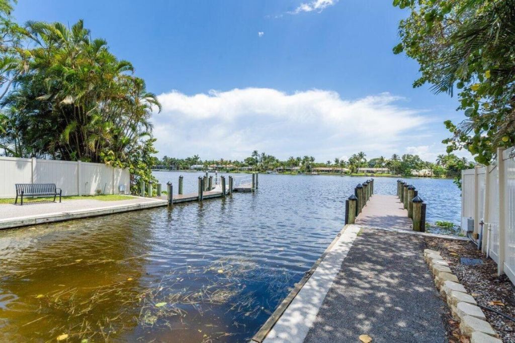 7150 W Lake Drive, Lake Clarke Shores, FL 33406 Photo