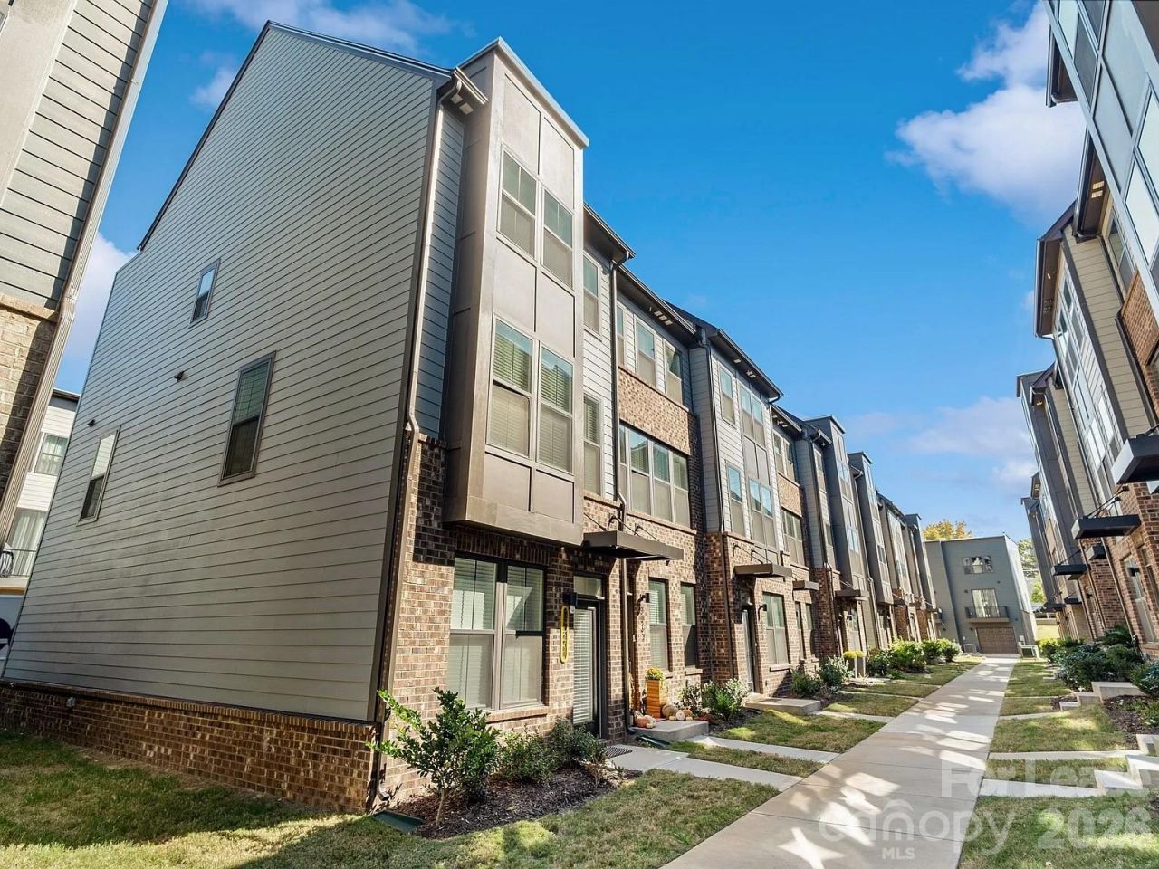 3041 Terroir Lane, Charlotte, NC 28217 Main Photo