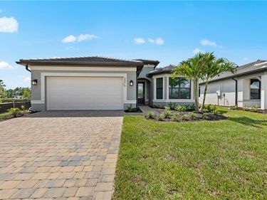 2072 Freemont WAY , NAPLES, FL 34120