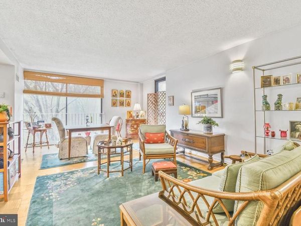 2100 WASHINGTON AVENUE, Unit 4-C, SILVER SPRING, MD 20910