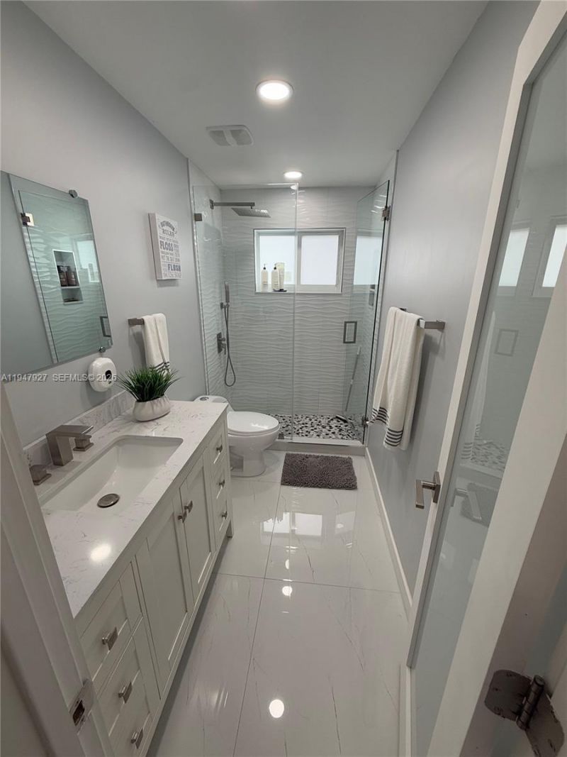 380 W 41st St , Hialeah, FL 33012 Photo