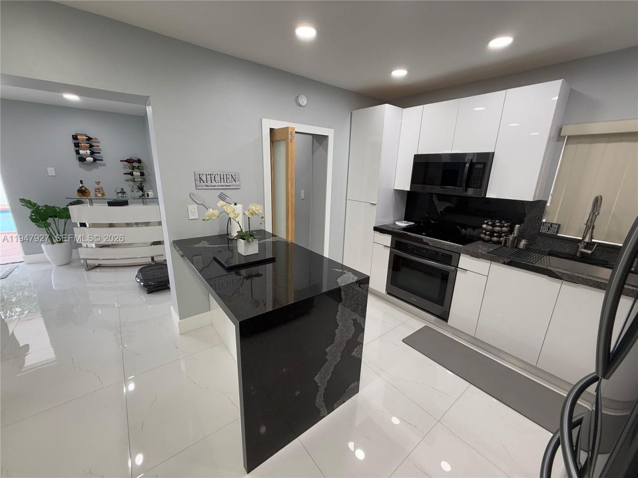 380 W 41st St , Hialeah, FL 33012 Photo