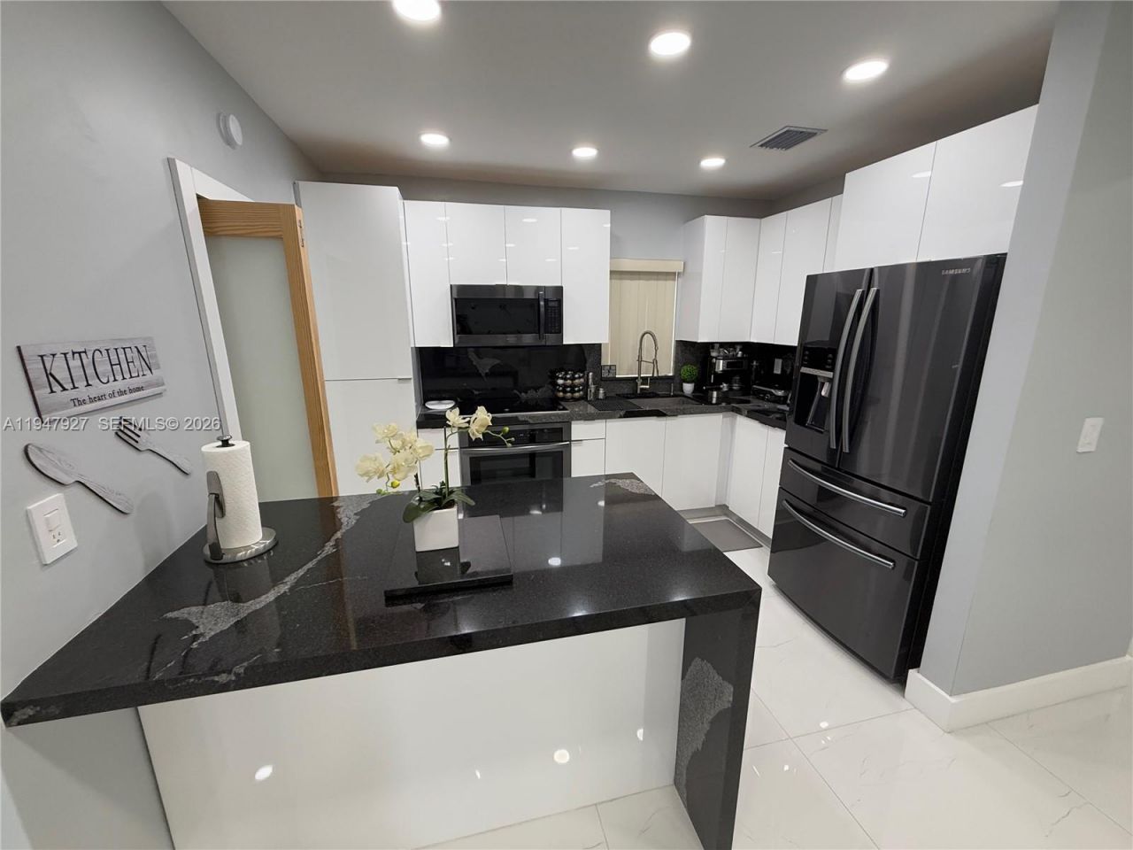 380 W 41st St , Hialeah, FL 33012 Photo