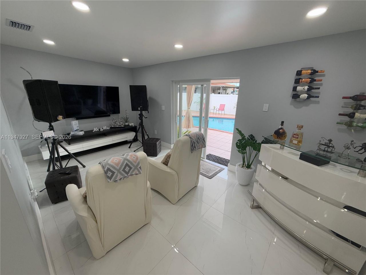 380 W 41st St , Hialeah, FL 33012 Photo