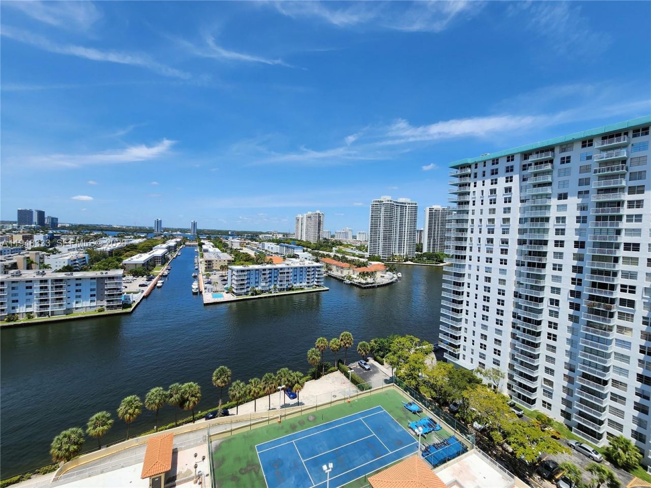 290 174th St, Unit 1607, Sunny Isles Beach, FL 33160 Photo