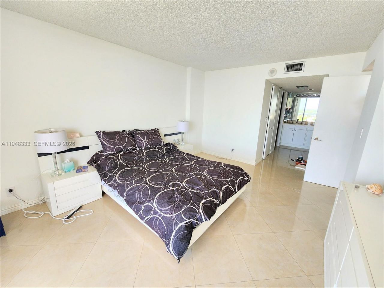 290 174th St, Unit 1607, Sunny Isles Beach, FL 33160 Photo