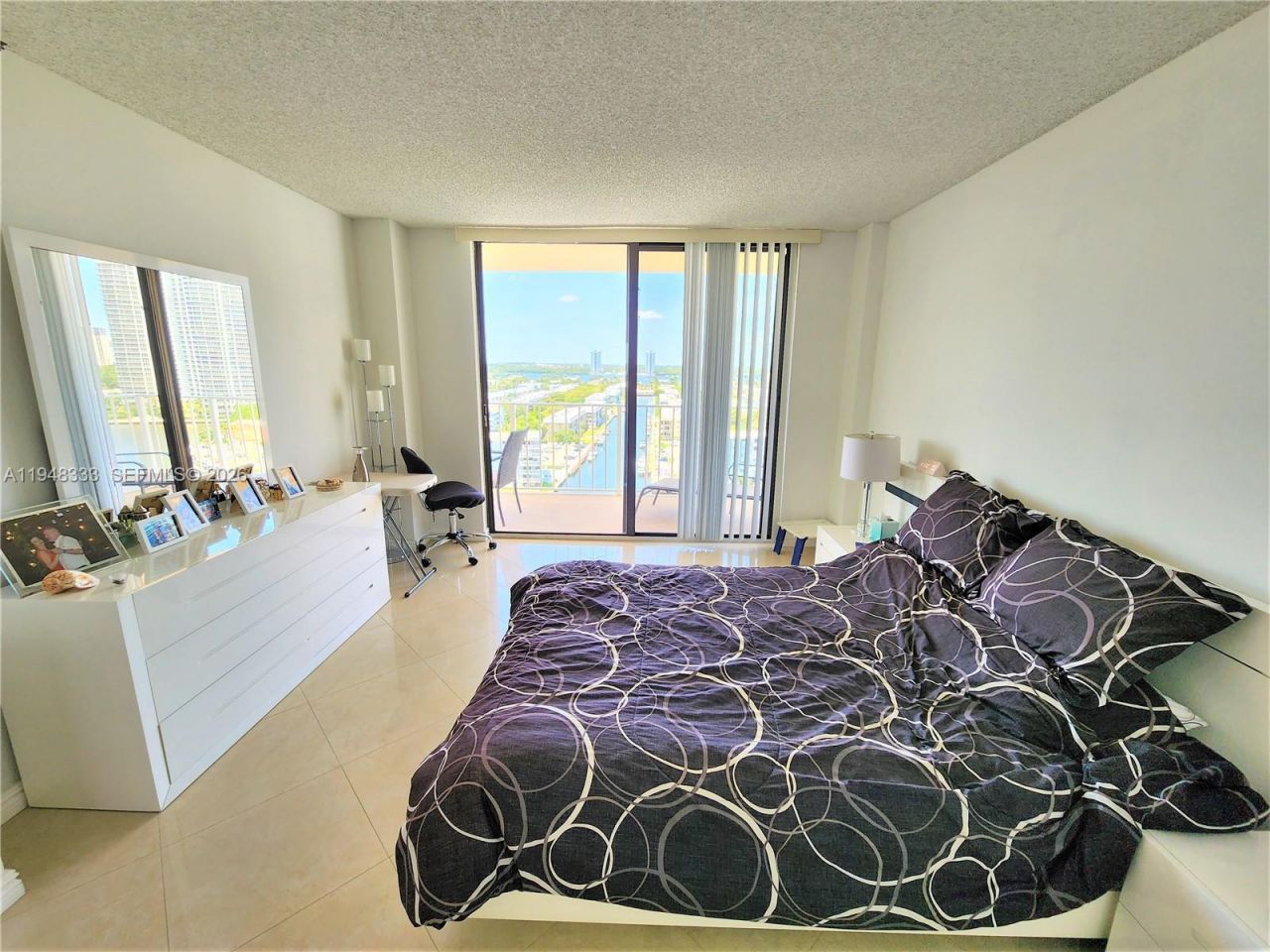 290 174th St, Unit 1607, Sunny Isles Beach, FL 33160 Photo
