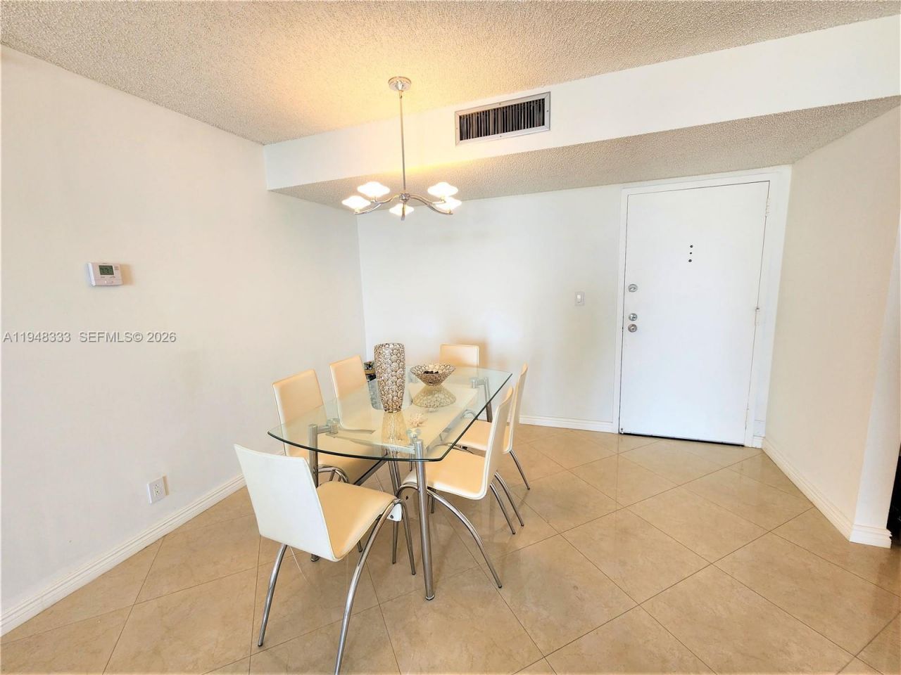 290 174th St, Unit 1607, Sunny Isles Beach, FL 33160 Photo