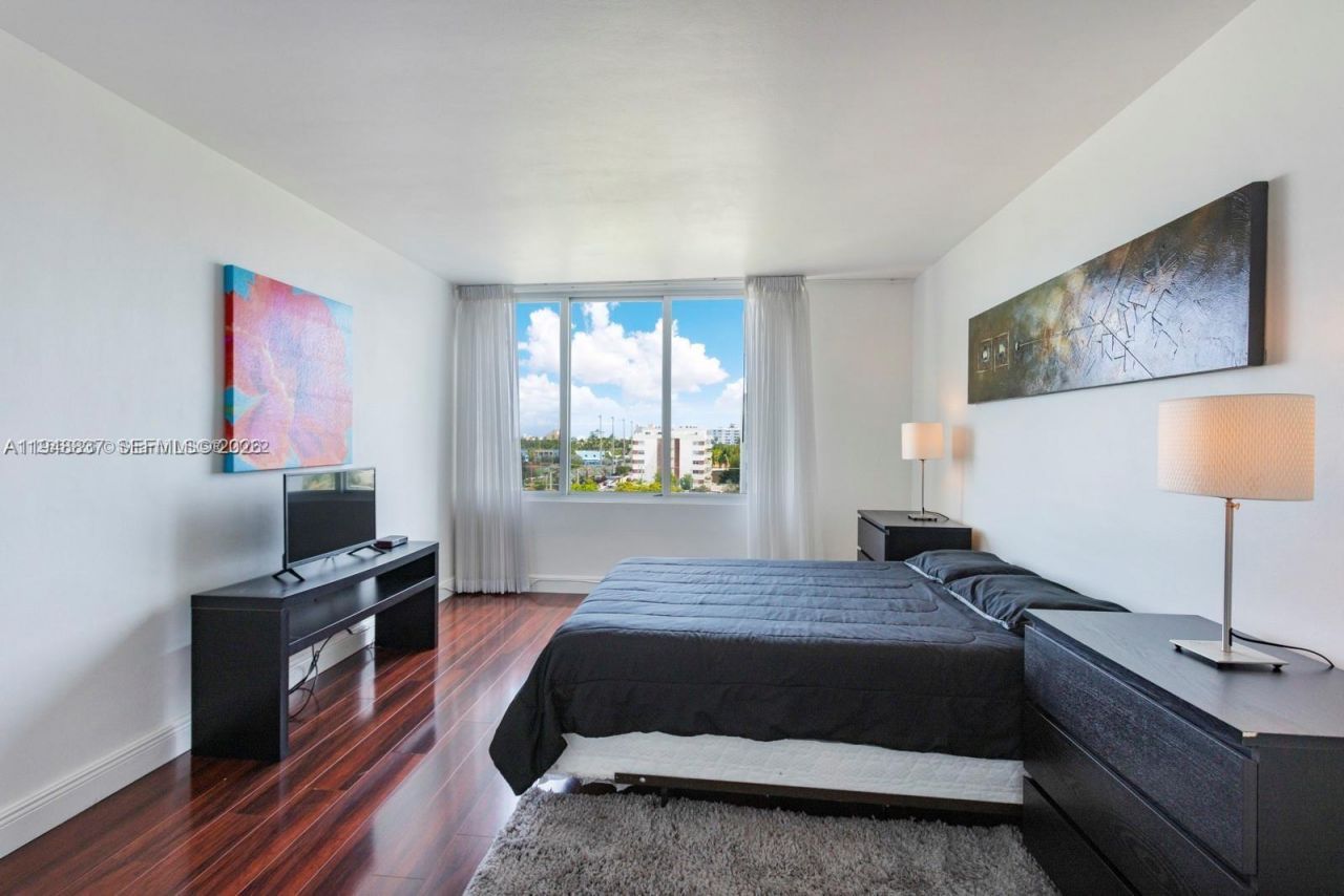 1000 West Ave, Unit 609, Miami Beach, FL 33139 Photo