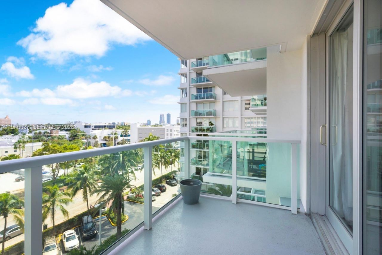 1000 West Ave, Unit 609, Miami Beach, FL 33139 Photo