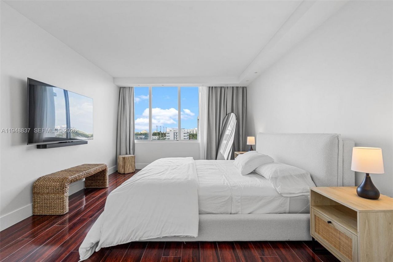 1000 West Ave, Unit 609, Miami Beach, FL 33139 Photo