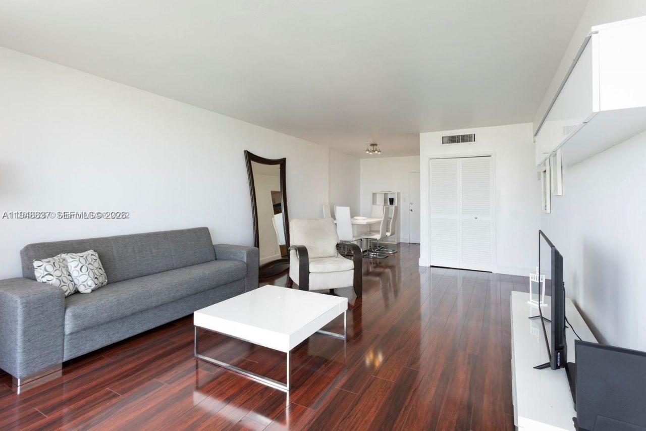 1000 West Ave, Unit 609, Miami Beach, FL 33139 Photo