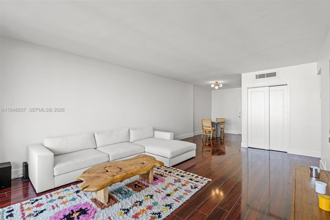 1000 West Ave, Unit 609, Miami Beach, FL 33139 Photo