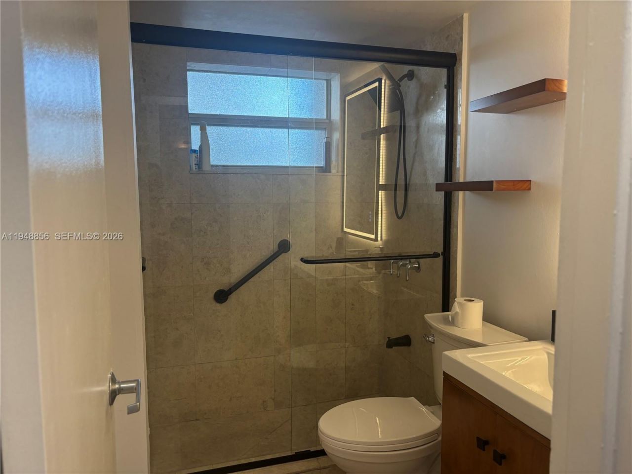 1300 Lincoln Rd, Unit B302, Miami Beach, FL 33139 Photo