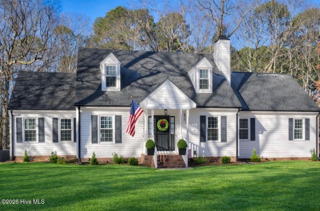 811 South Creek Drive, Nashville, NC 27856 Main Photo