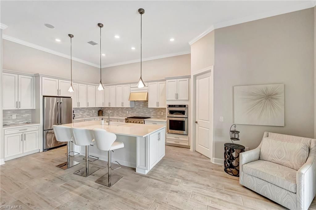 9574 Everglades Dr, Naples, FL 34120 Photo