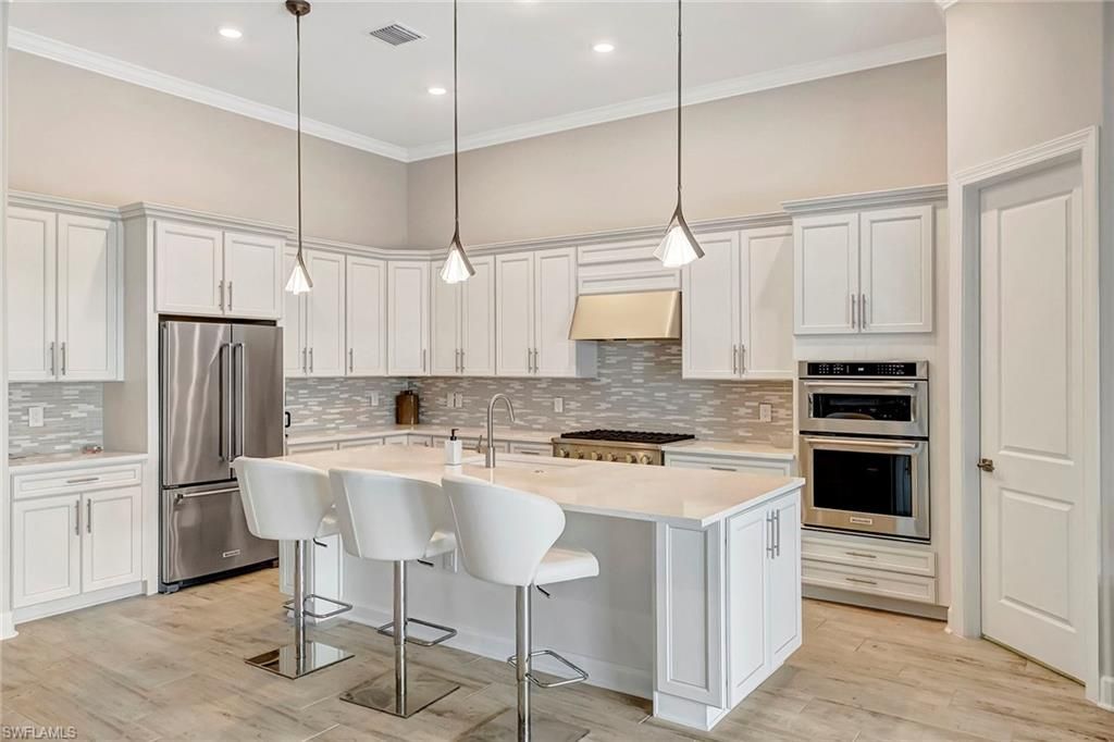 9574 Everglades Dr, Naples, FL 34120 Photo