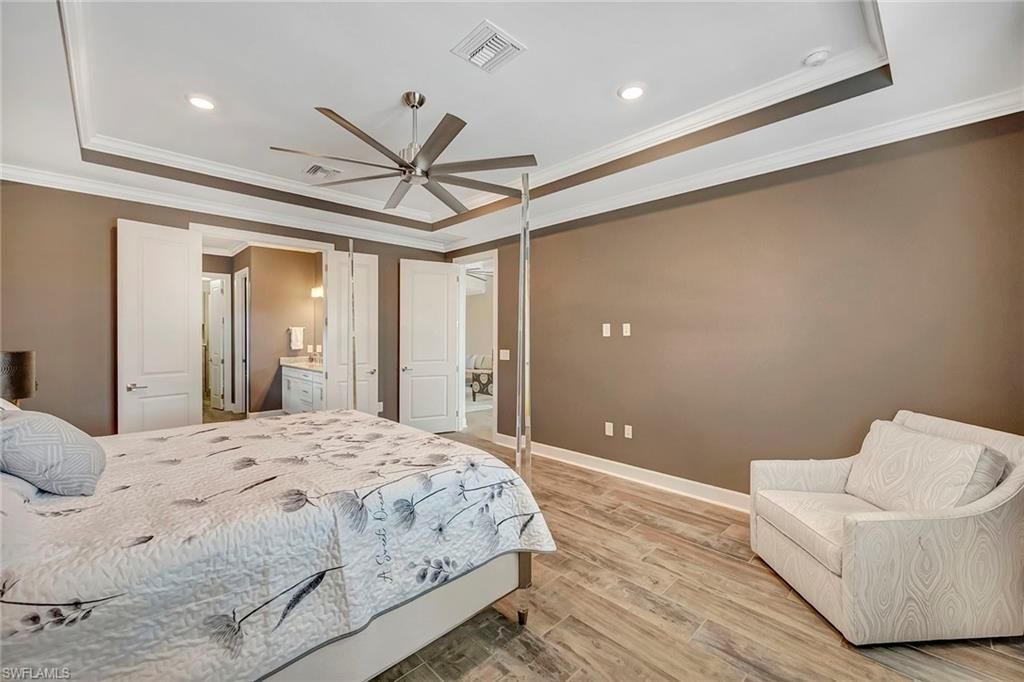 9574 Everglades Dr, Naples, FL 34120 Photo
