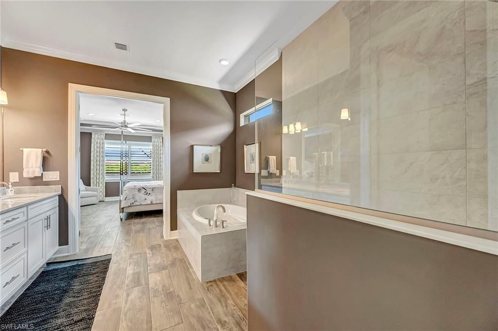 9574 Everglades Dr, Naples, FL 34120 Photo