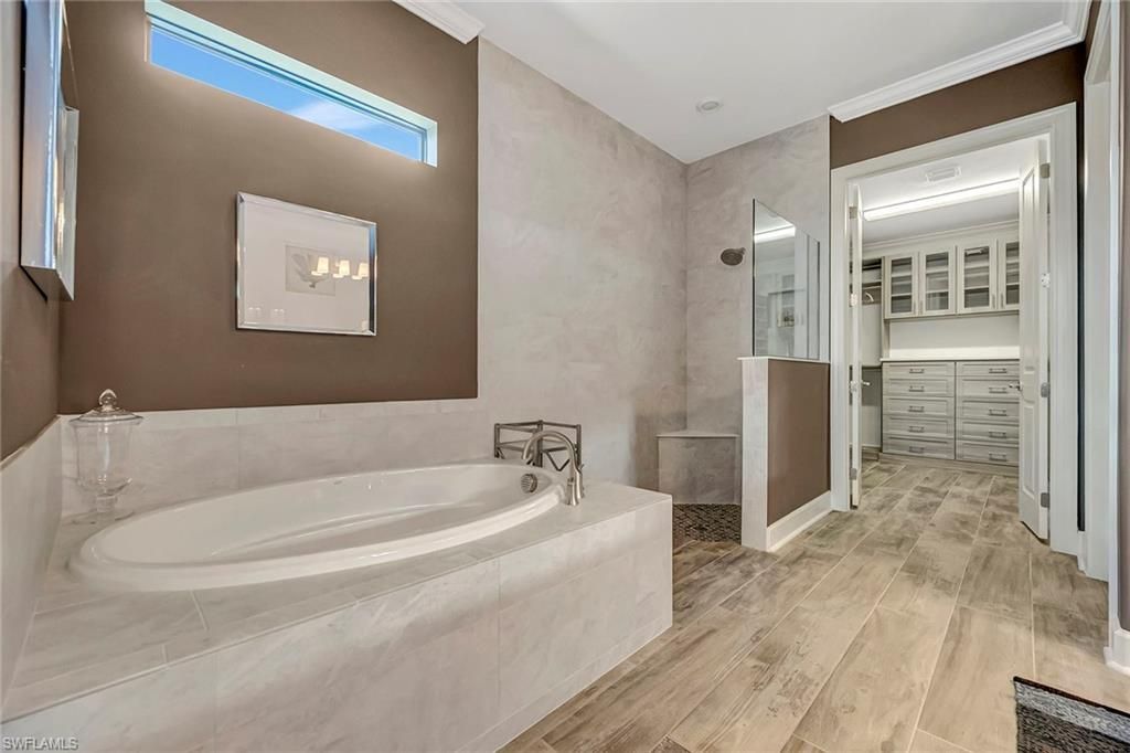 9574 Everglades Dr, Naples, FL 34120 Photo