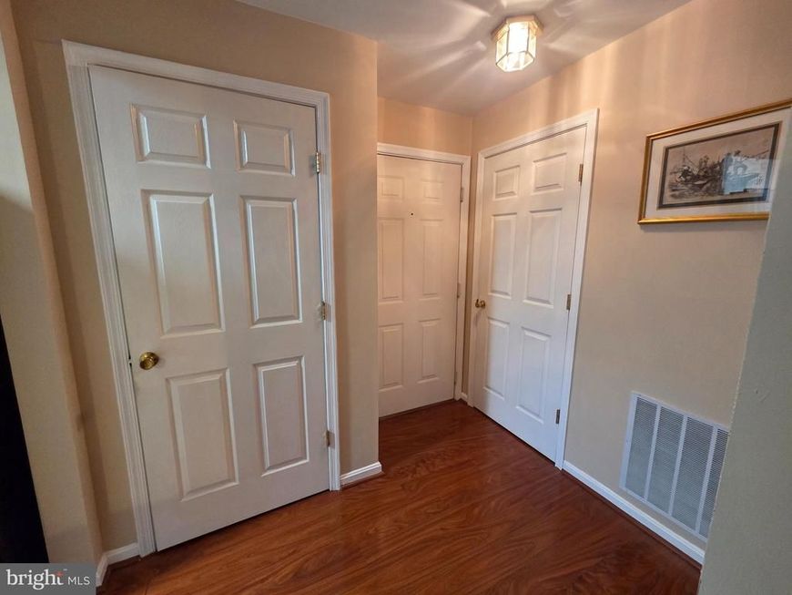2015 Gov Thomas Bladen Way, Unit 204, Annapolis, MD 21401 Main Photo