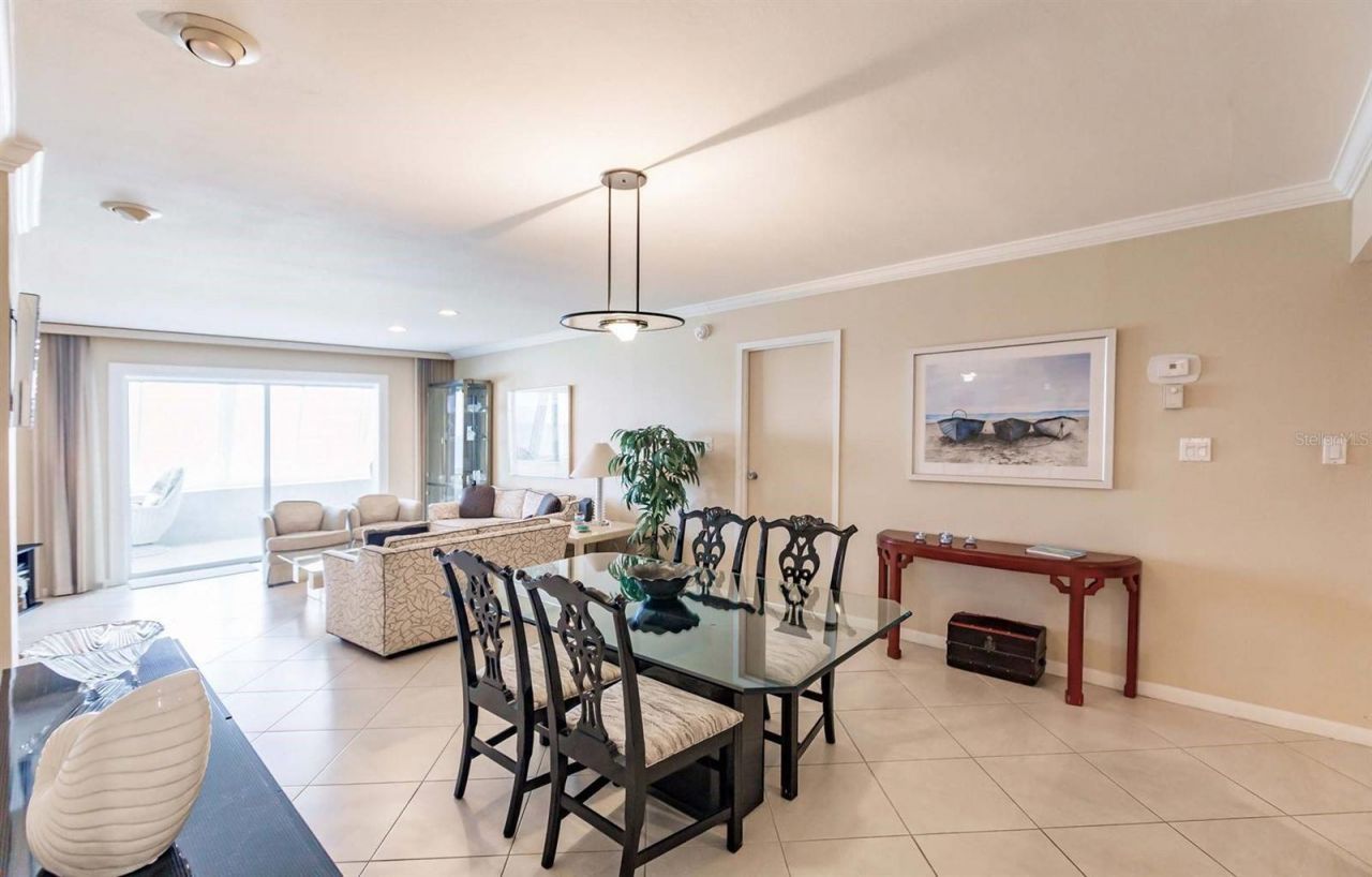 1055 W Peppertree Drive, Unit 802AA, Sarasota, FL 34242 Photo