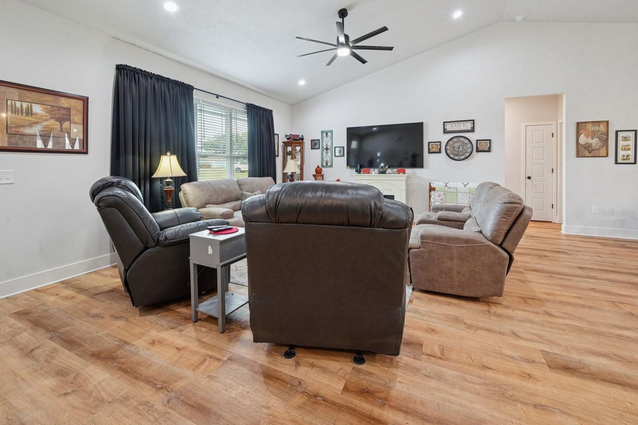 181 SW 24th Avenue, Trenton, FL 32693 Photo