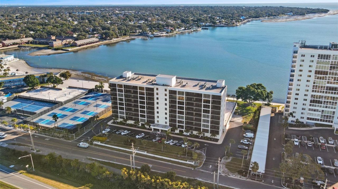 7100 Sunshine Skyway Lane S, Unit 503, Saint Petersburg, FL 33711 Photo