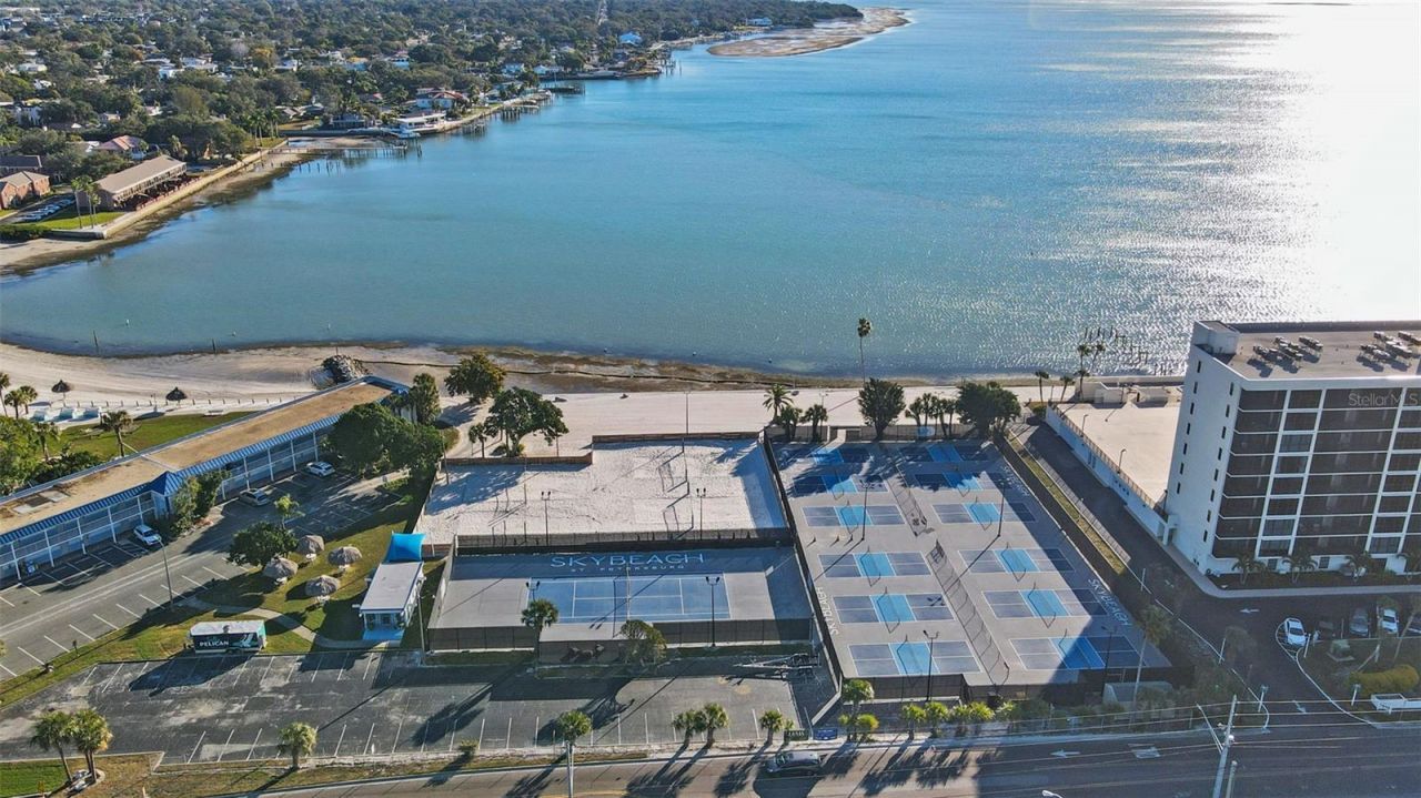 7100 Sunshine Skyway Lane S, Unit 503, Saint Petersburg, FL 33711 Photo