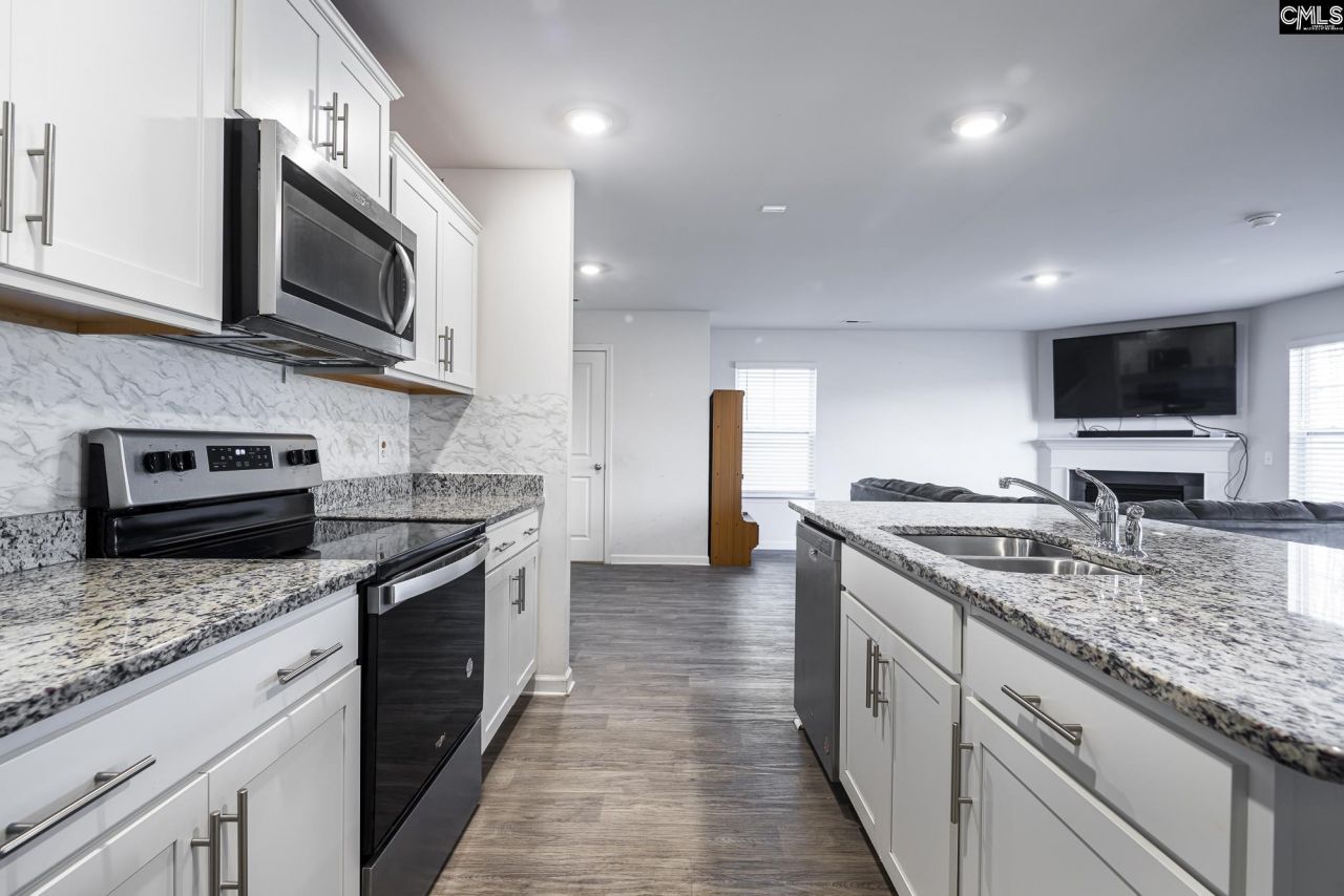 1039 Belmont Green Road  Photo 7