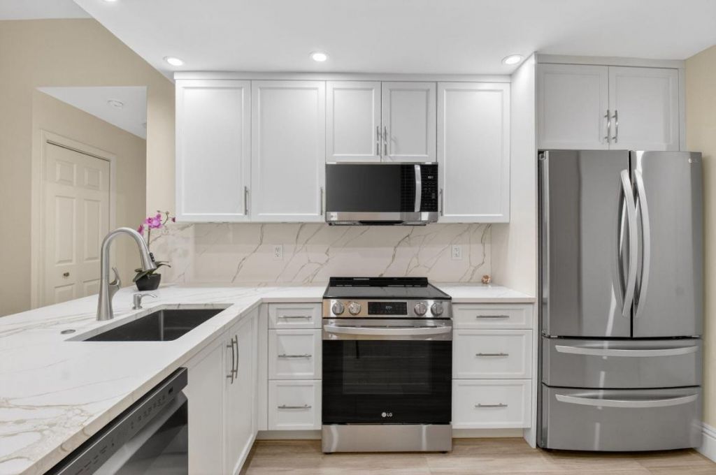 7484 La Paz Boulevard, Unit 103, Boca Raton, FL 33433 Photo