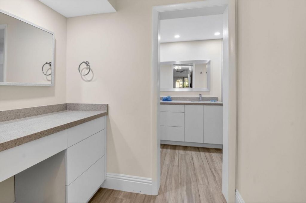 7484 La Paz Boulevard, Unit 103, Boca Raton, FL 33433 Photo