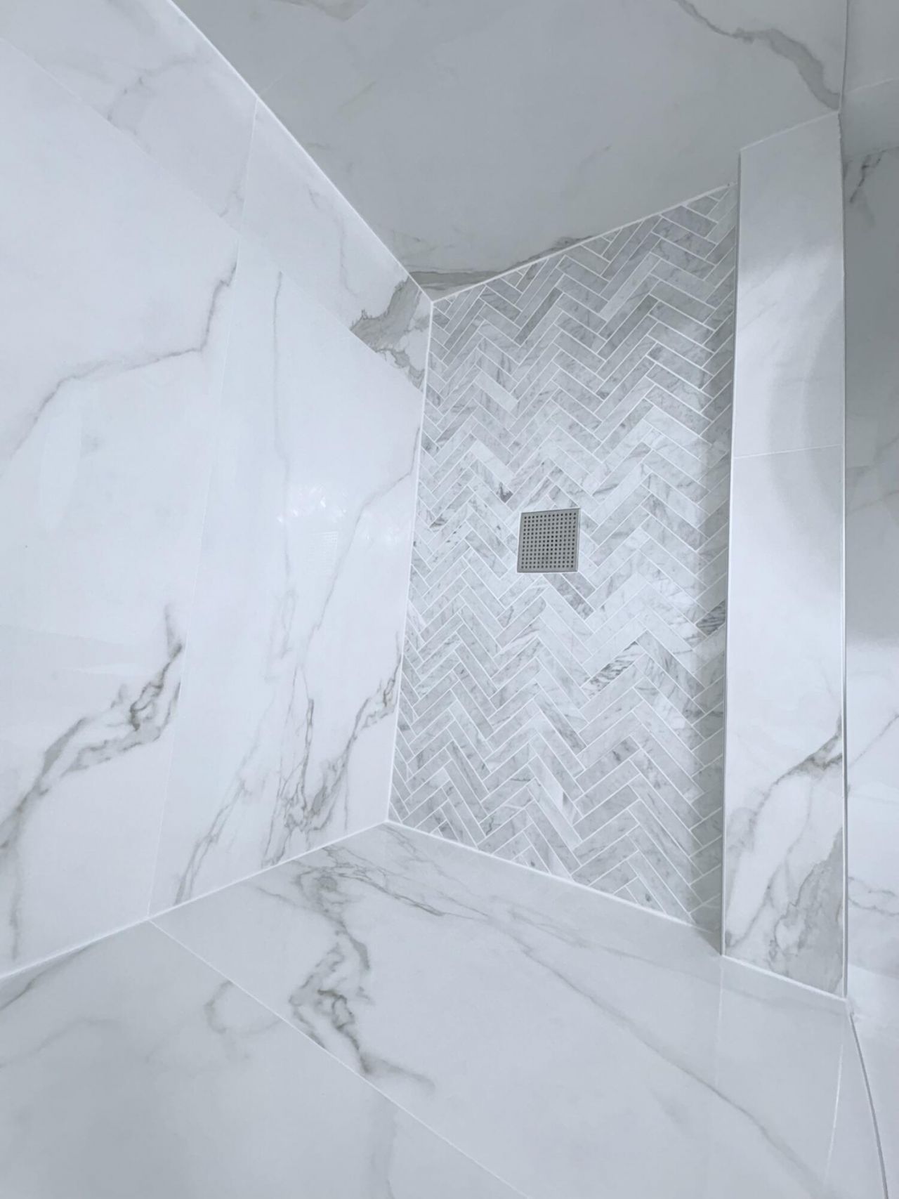 600 Parkview Drive, Unit 718, Hallandale Beach, FL 33009 Photo