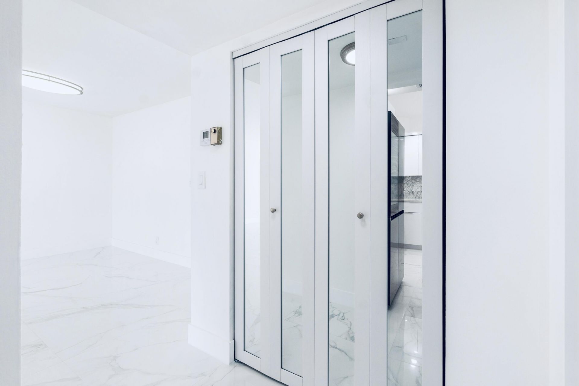 600 Parkview Drive, Unit 718, Hallandale Beach, FL 33009 Photo