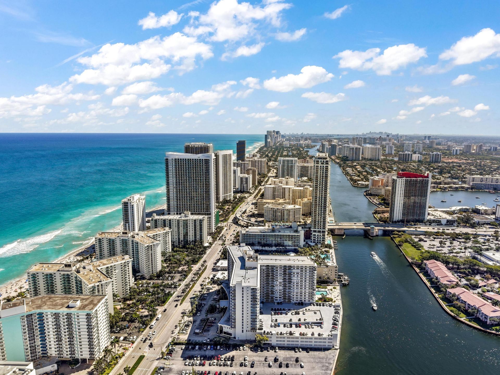 600 Parkview Drive, Unit 718, Hallandale Beach, FL 33009 Photo