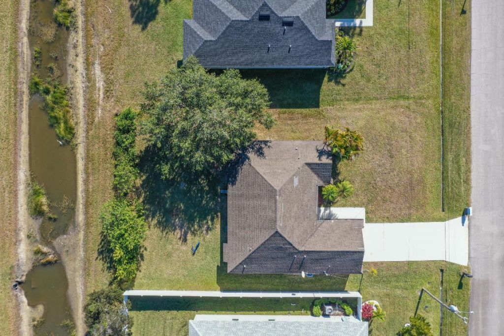 2619 SW Fair Isle Road, Port Saint Lucie, FL 34987 Photo