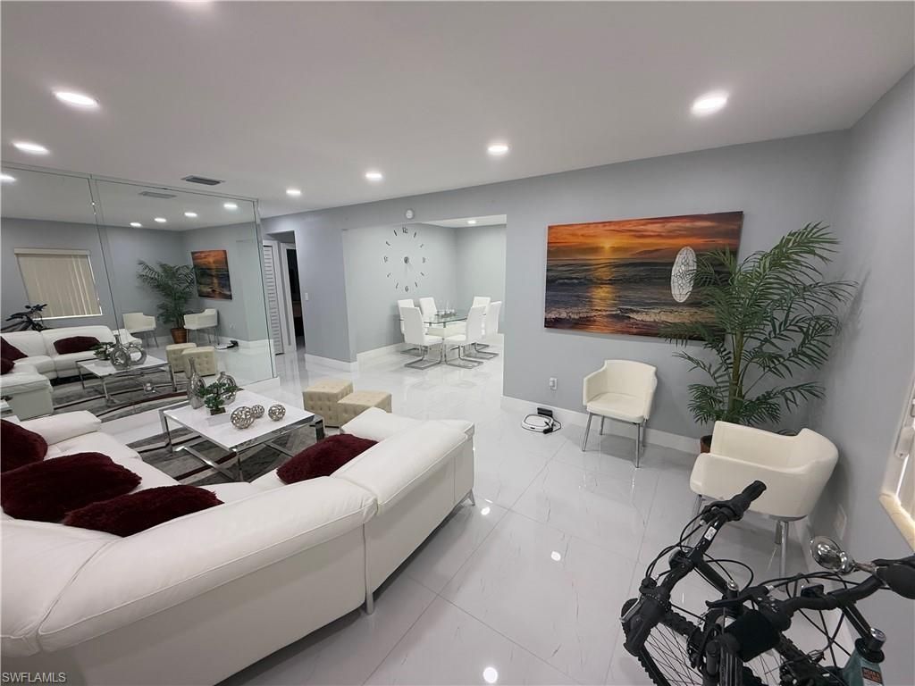 380 W 41st St , Hialeah, FL 33182 Photo