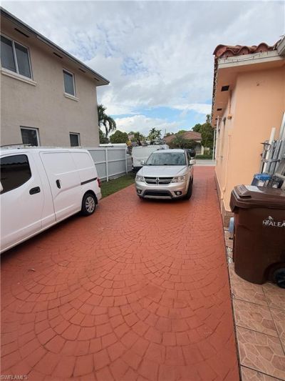 380 W 41st St , Hialeah, FL 33182 Photo