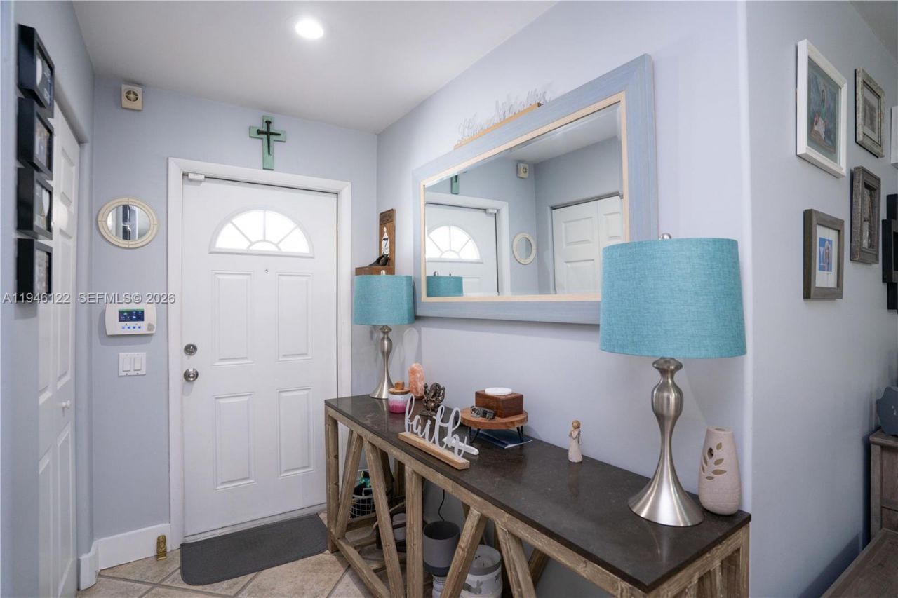 14954 SW 142nd Pl, Miami, FL 33186 Photo