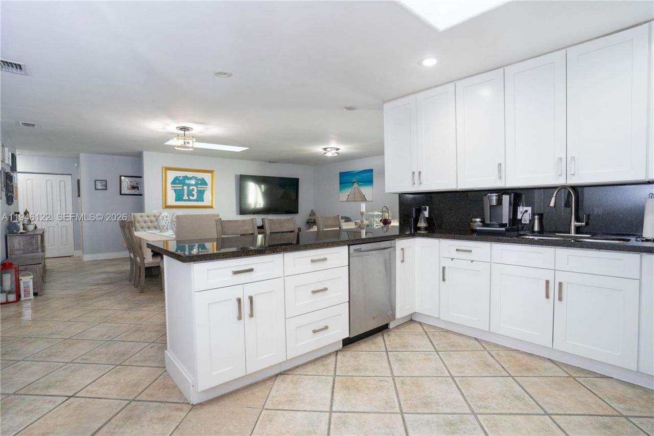 14954 SW 142nd Pl, Miami, FL 33186 Photo