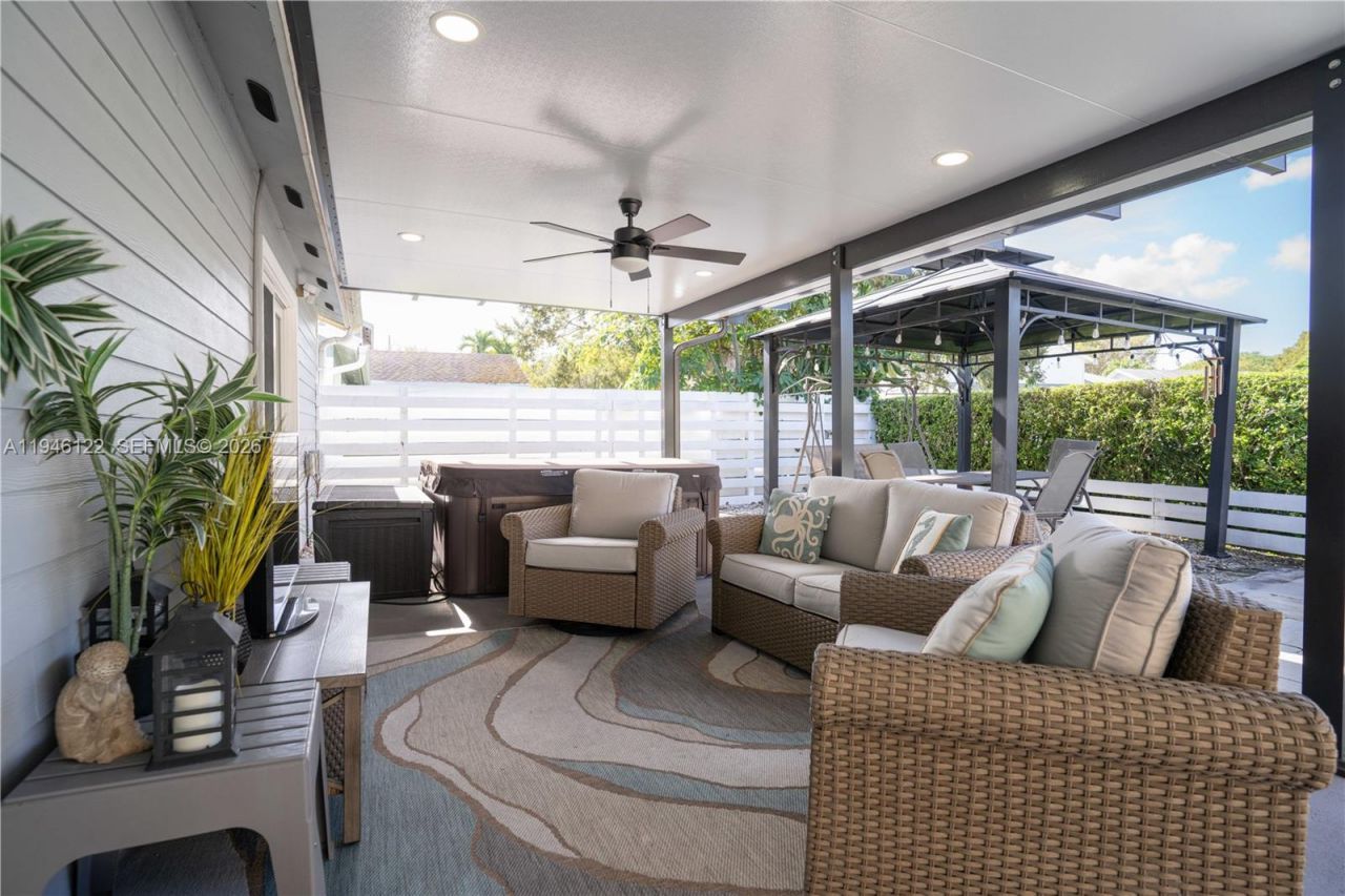 14954 SW 142nd Pl, Miami, FL 33186 Photo