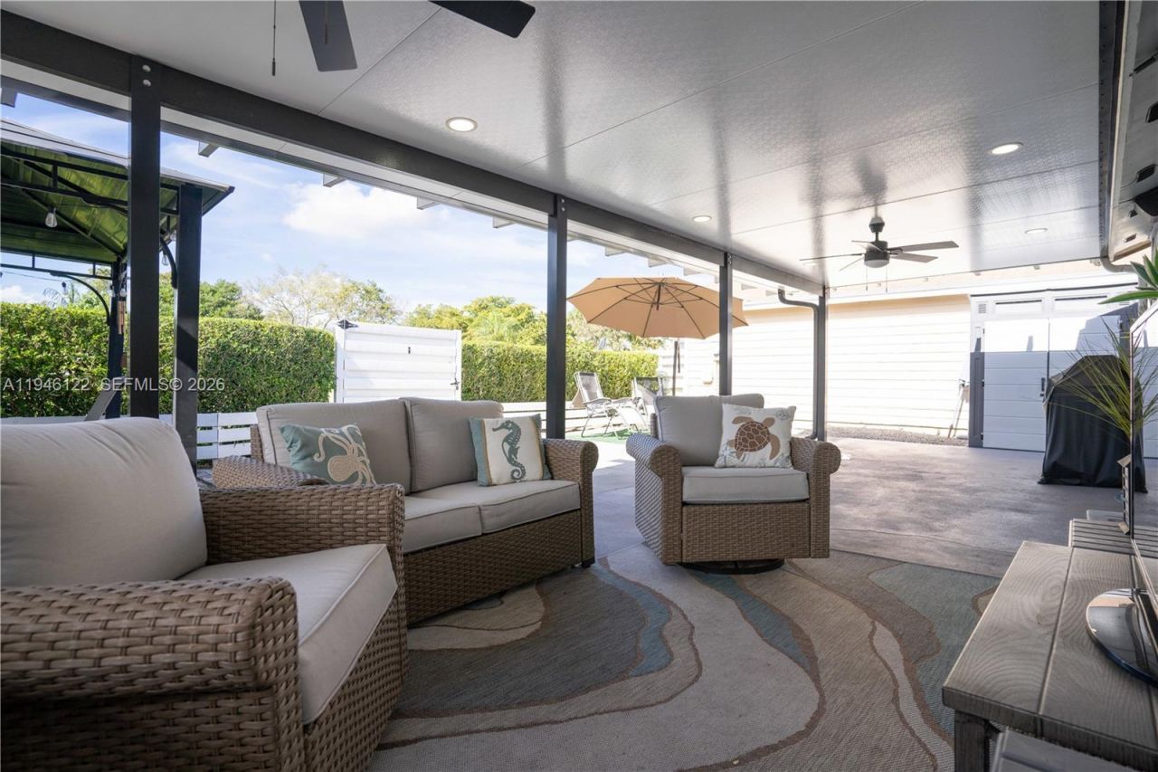 14954 SW 142nd Pl, Miami, FL 33186 Photo